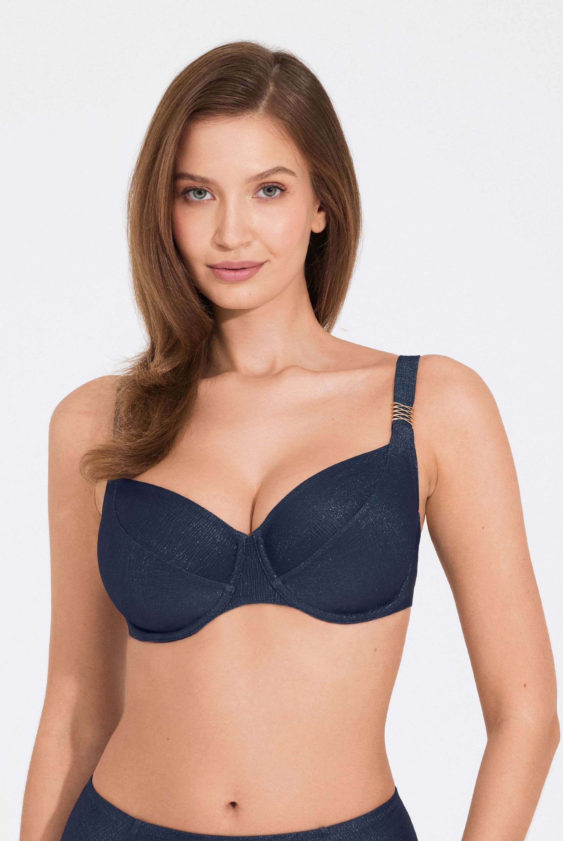 Бюстгальтер мягкая чашка