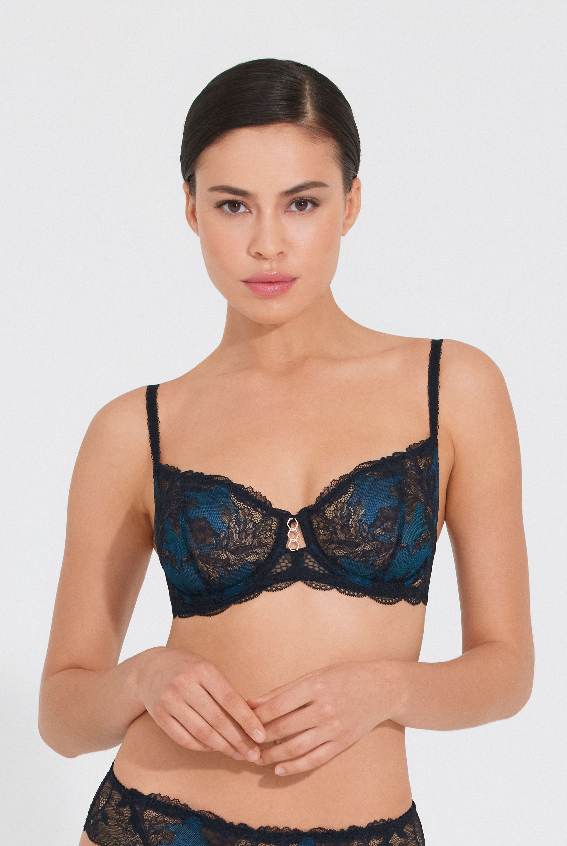 Бюстгальтер мягкая чашка