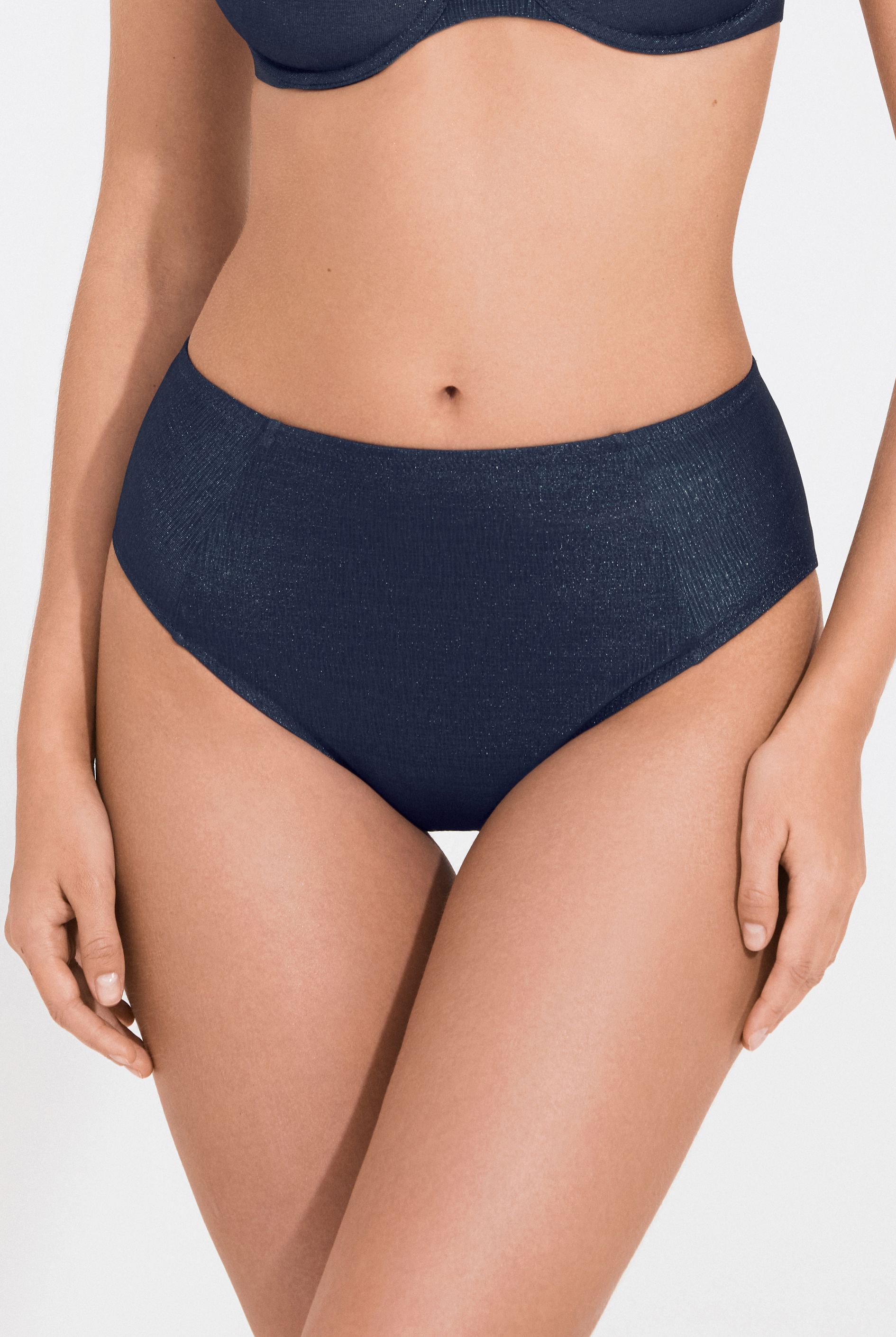 Трусы слип высокая линия талии