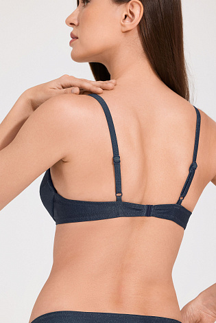 Бюстгальтер формованная чашка пуш-ап с глубоким вырезом декольте