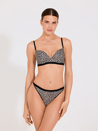 Бюстгальтер формованная чашка пуш-ап с глубоким вырезом декольте