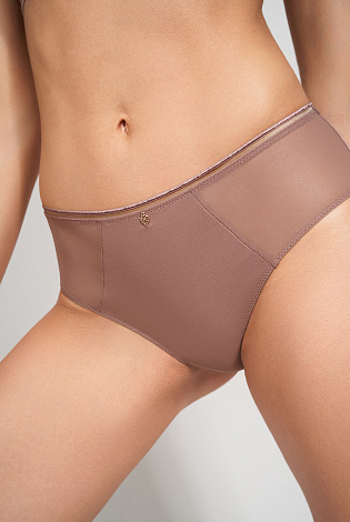 https://www.palmetta.ru/catalog/lingerie/
